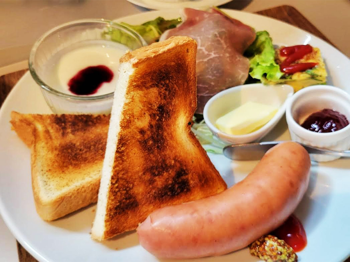 「モーニングNo.4ココぺライのトーストセット」1100円