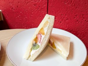 フルーツサンドは、甘いミルクティーとも相性バツグン