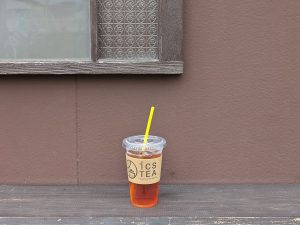 ティーはホットorアイス、サイズも選べます