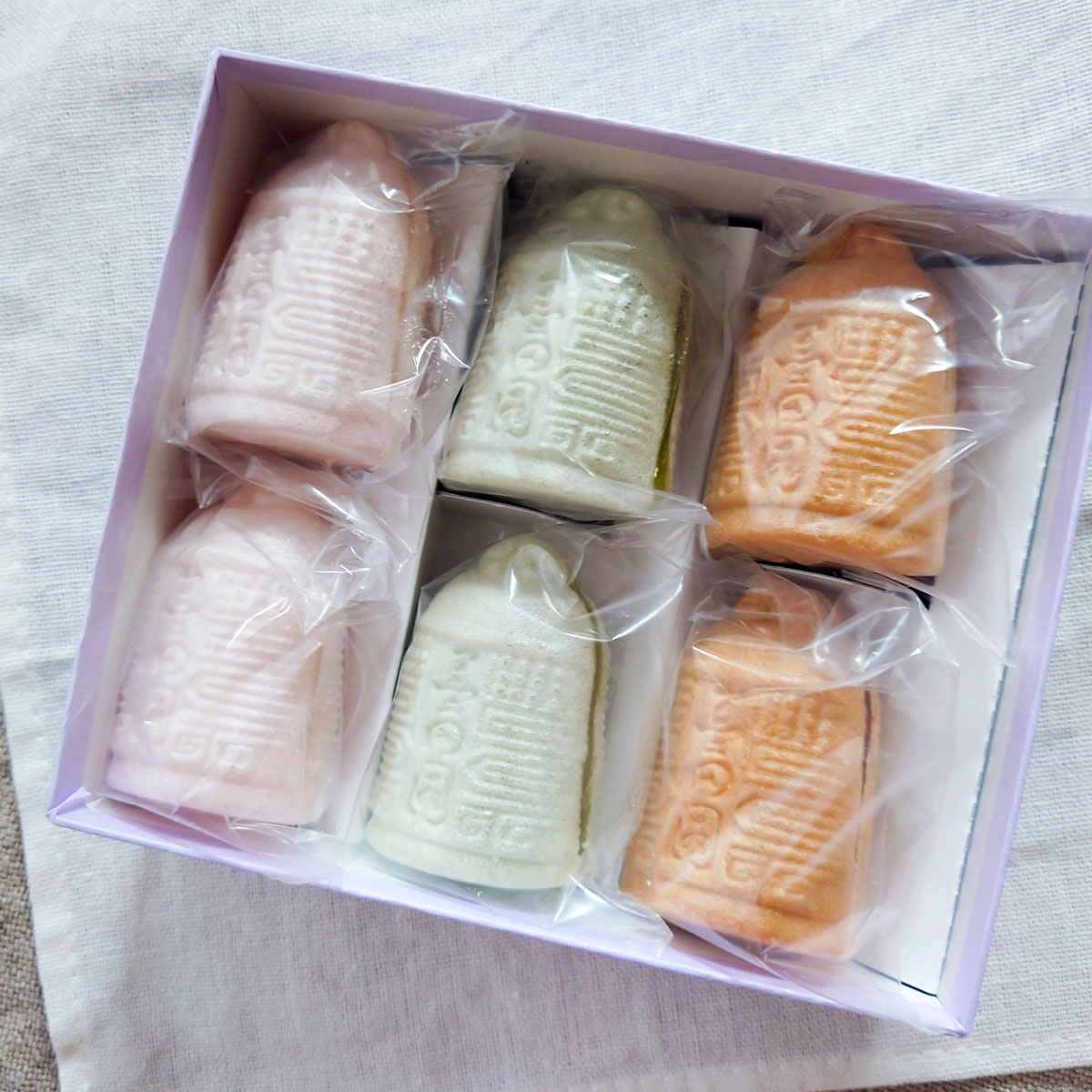 箱入り(小6個)995円~