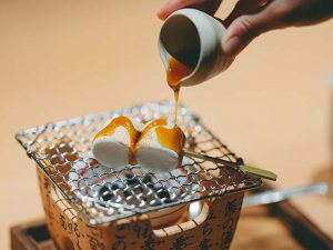 甘味「みたらし真珠麿」