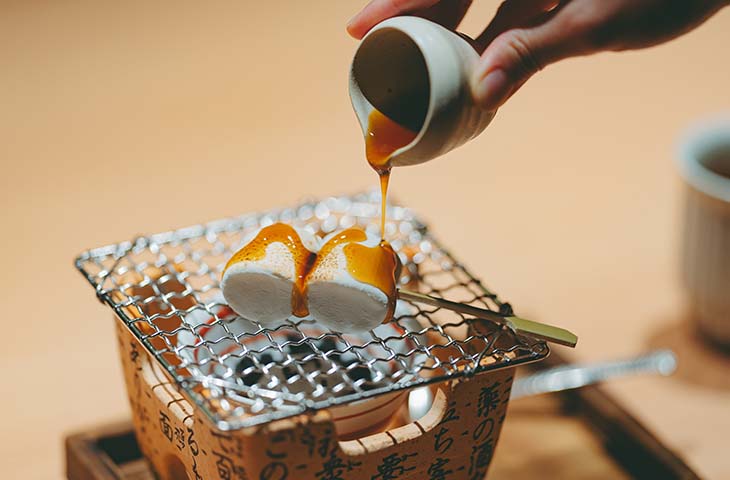 甘味「みたらし真珠麿」
