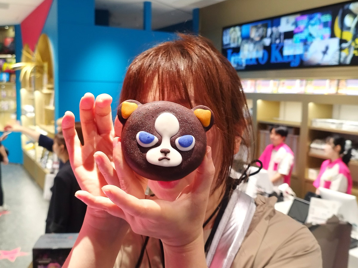 一体どこから食べればいいでしょう? ©荒木飛呂彦&LUCKY LAND COMMUNICATIONS/集英社・ジョジョの奇妙な冒険THE ANIMATION PROJECT