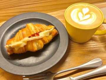 【東京駅モーニング】奈良発のコーヒー専門店『ロクメイコーヒー』で楽しむ素敵な朝食と朝時間