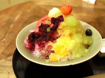 暑すぎる夏にかき氷モーニング！大阪の古民家カフェ『こちかぜ』で夏のフルーツを堪能できるかき氷に出会う