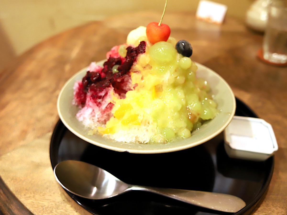 かき氷 フルーツミックス 1800円