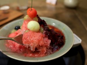 夏場のかき氷はある種、時間との戦いも必要