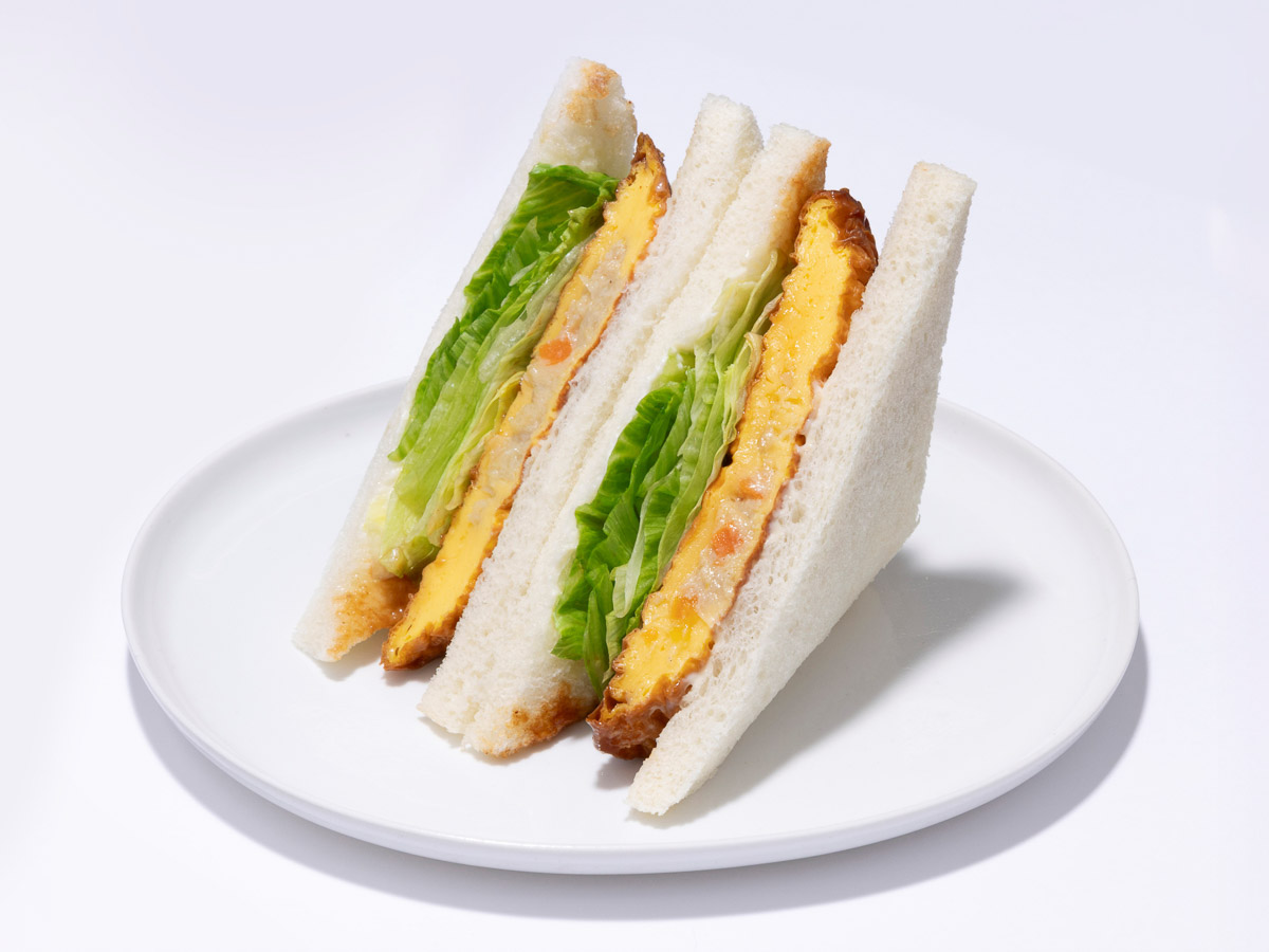 「オムレツサンド」1パック 432円／B1改札内 スクエア ゼロエリア
