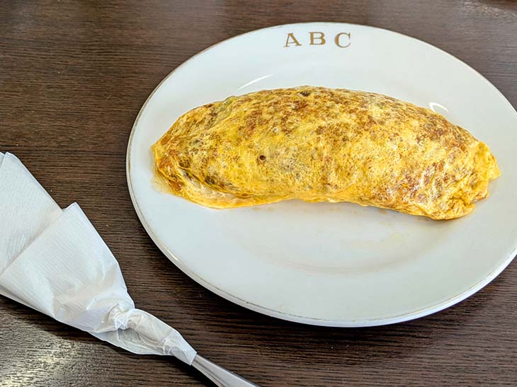 「オムライス」700円