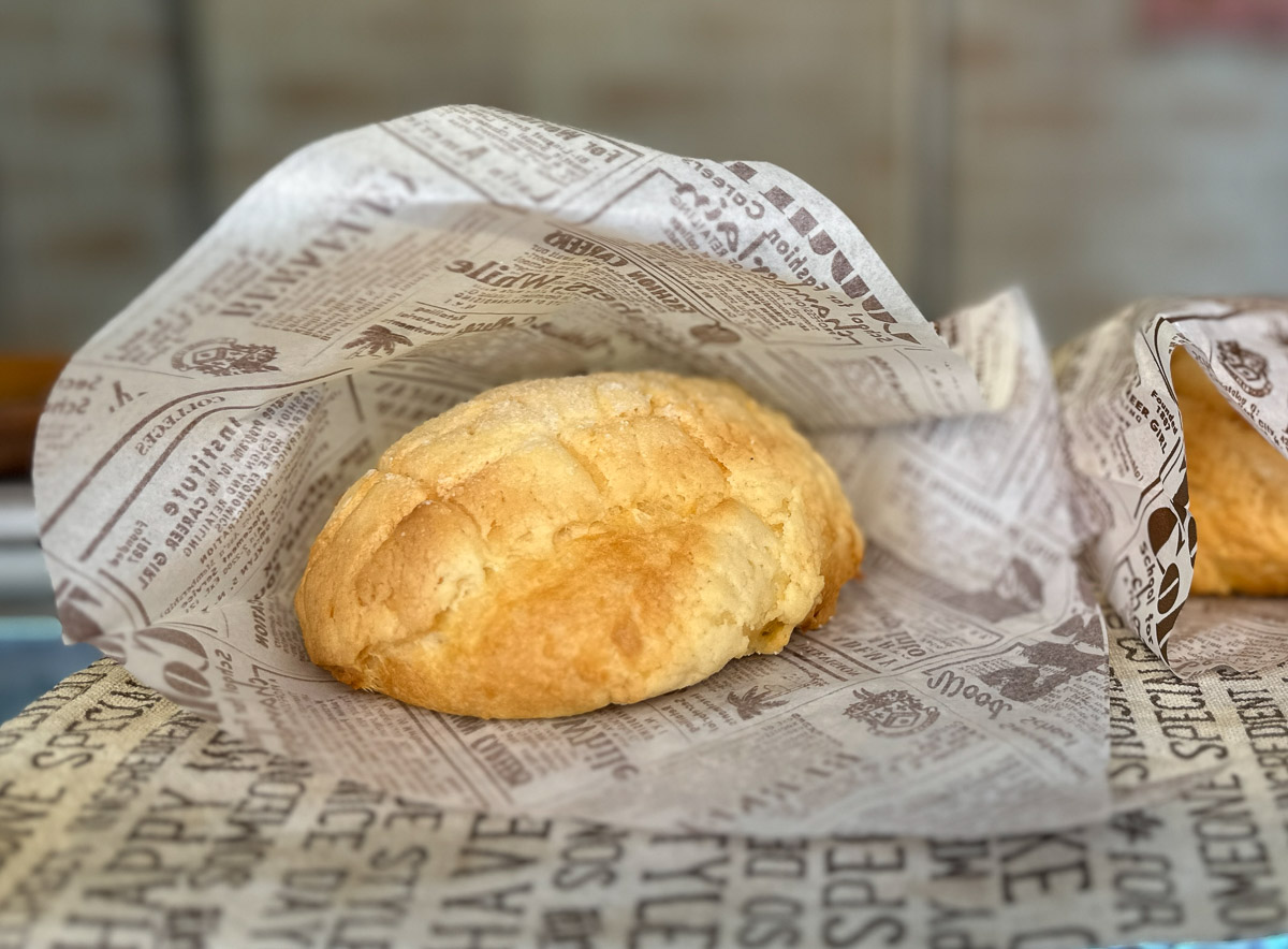 『スイーツハウス』のメロンパン300円