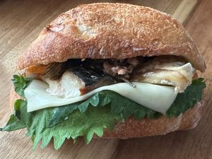 サバサンド（450円）