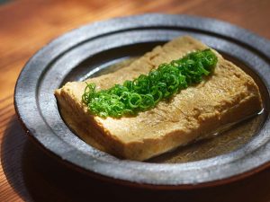 「だし巻き玉子」関西風、関東風から選べる950円