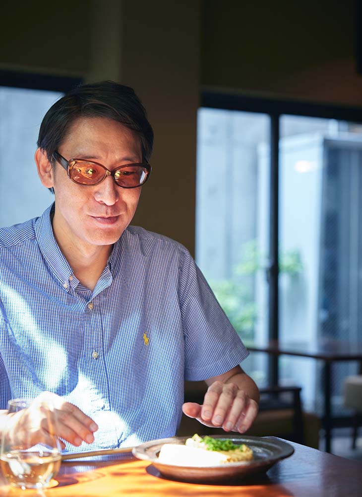 小宮山雄飛 お蕎麦を食べる 土山人