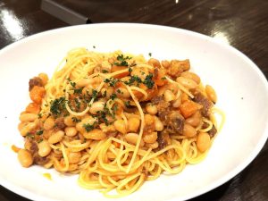 白いんげんのトマトクリームパスタ