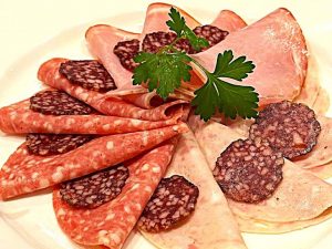地元・福生名物「大多摩ハム」