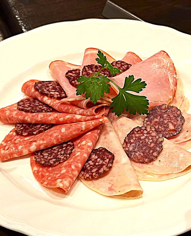 地元・福生名物「大多摩ハム」