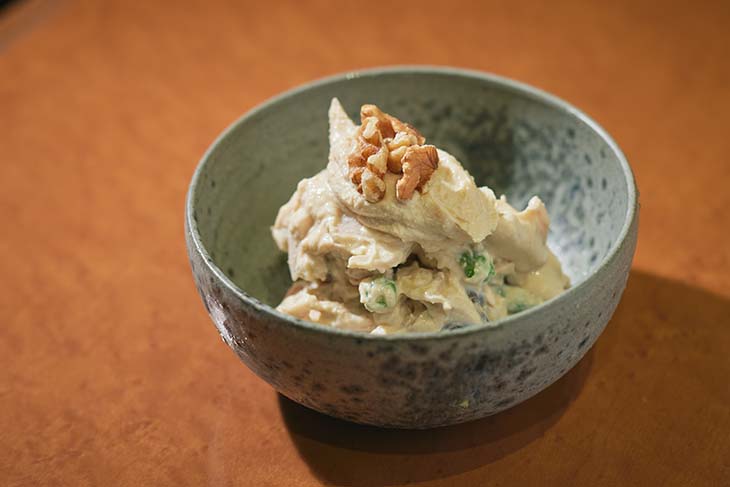 「季節野菜 白和え」1,100円。白和え以外にごま和え、酢味噌和え、辛子和えも選べる