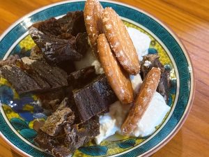 「父 哲男の干し柿とリコッタチーズとミレー」600円