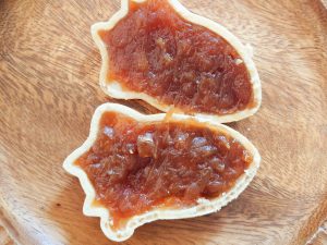 北海道産白小豆で炊いたあんこがたっぷり