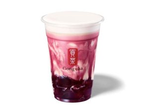 「あふれる巨峰 ミルクティー」(アイス/M) 650円　※追加トッピングは1つまで　※画像はイメージ