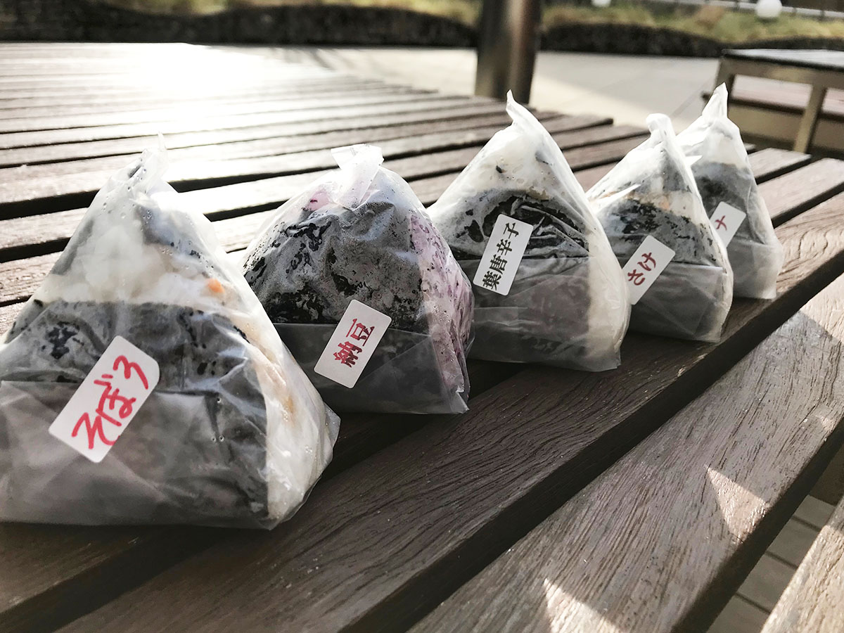 ふんわりと握られ、口の中でほわり解けます [食楽web]