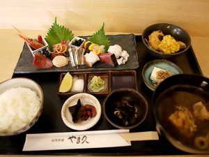 「やま久のお造り定食」1980円