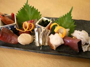 こんなにバリエーションのあるお造り定食は初めて
