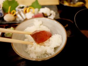 刺身はごはんに乗っけたくなる派にもうれしいおかわり