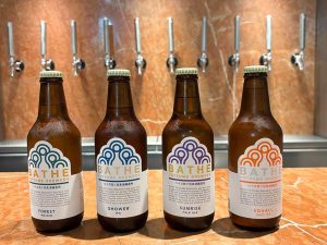 左から「FOREST・SHOWER・SUNRISE・SQUALL」。3本飲み比べセットは2,450円、6本飲み比べセットは4,500円