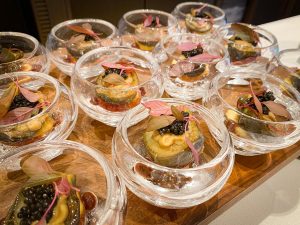 京都府・能村 仁絵シェフは、へた紫ナス、いちじく、キャビアを合わせ、京都の四季と文化を一皿に