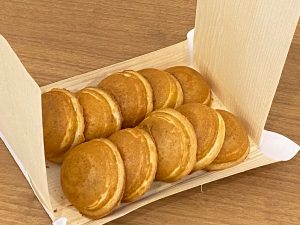テイクアウト用のビニール袋には所々に穴が空いており、蒸れないような工夫が。心遣いに愛情を感じます