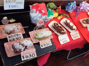 季節によって味が変わります。変わらないのは、地域の材料、安全でおいしいもの、嘘をつかないこと。五十嵐社長のお言葉！