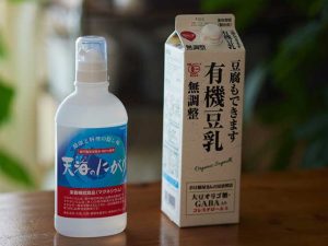 今回使ったにがりと豆乳　[食楽web]
