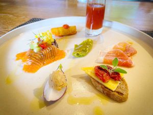 岩窪農場、県産の季節の食材を使用したランチ