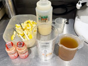 ジャスミンティーにヤクルトを入れた『HAPPY LEMON』の「乳酸菌ジャスミンティー」の素材一式