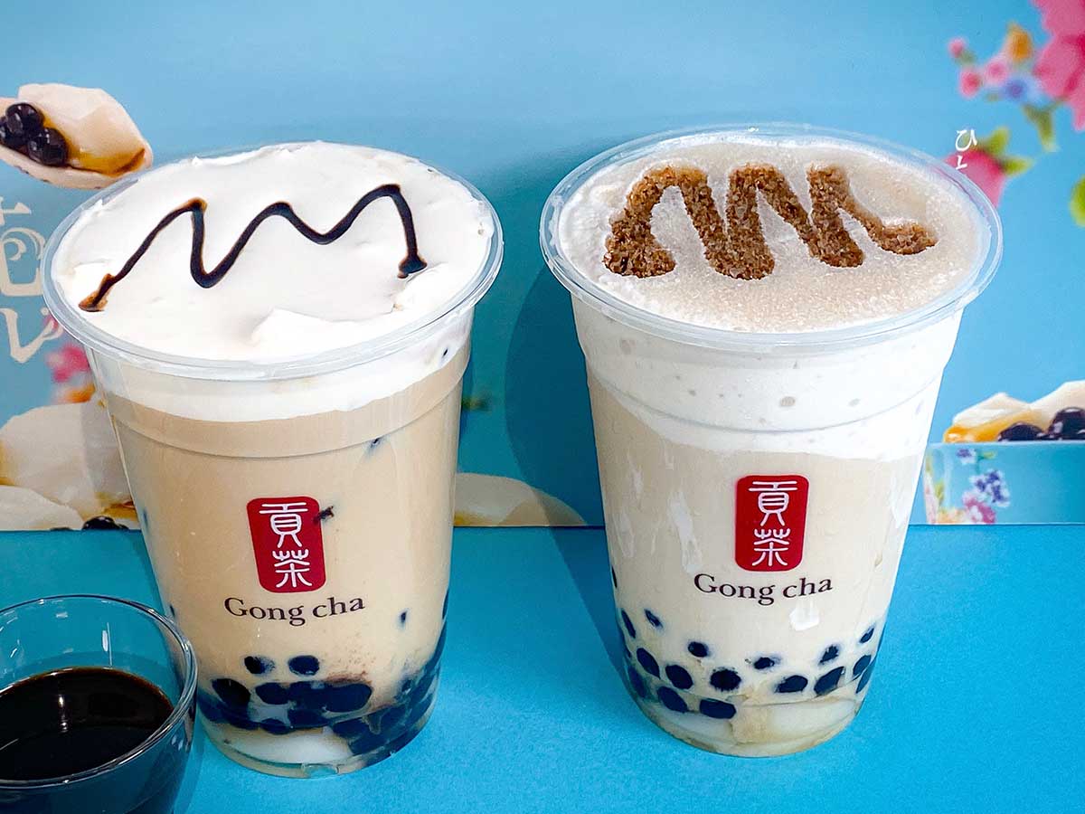 左/「台湾豆花 パール ミルクティー」(ICED/M)650円、右/「台湾豆花 パール ジェラッティー」(FROZEN/M)680円