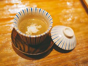 蓋を開けた瞬間、蟹の香りがふわり