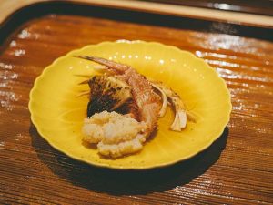 軸を使った松茸はシャクっと歯切れ良い