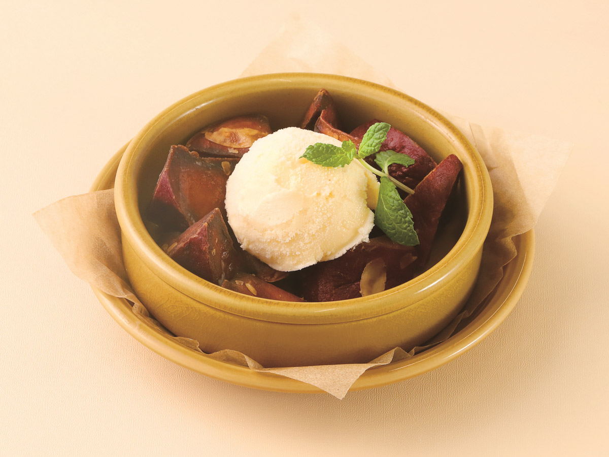 700円(イートイン限定)。大学芋とバニラアイスのハーモニーが絶妙!