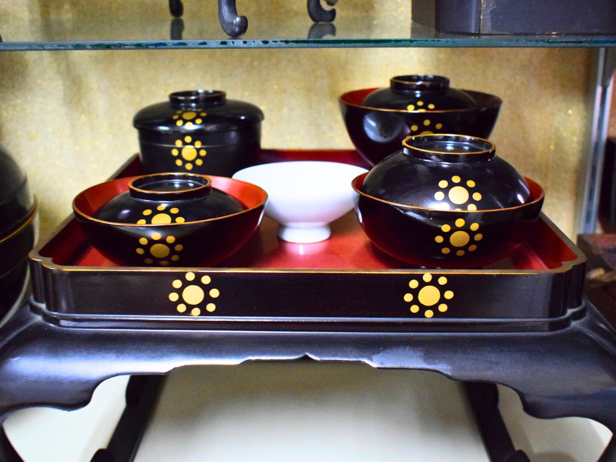 熊本城主・細川家より褒美として与えられた数々の品が、大切に保管されている（一般非公開）