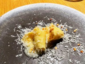 濃厚なチーズの風味に香ばしいアーモンドがアクセントになった「アーモンド　トルテリーニ」（レシピ本P131掲載）