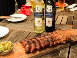 果実味と酸のバランスが良い『リザーヴ カベルネ・ソーヴィニヨン』が相性バツグン。すっきりした飲み口が好みなら『リザーヴ シャルドネ』も◎