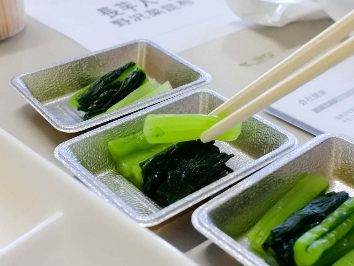 地元の人にとっては日常食であり、旅人にとっては新鮮な発見にあふれていました