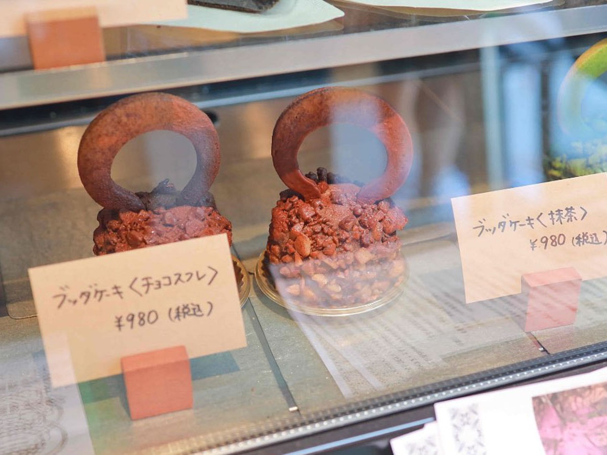 今度はゆっくり「ブッダケーキ」を食べに立ち寄りたいと思います