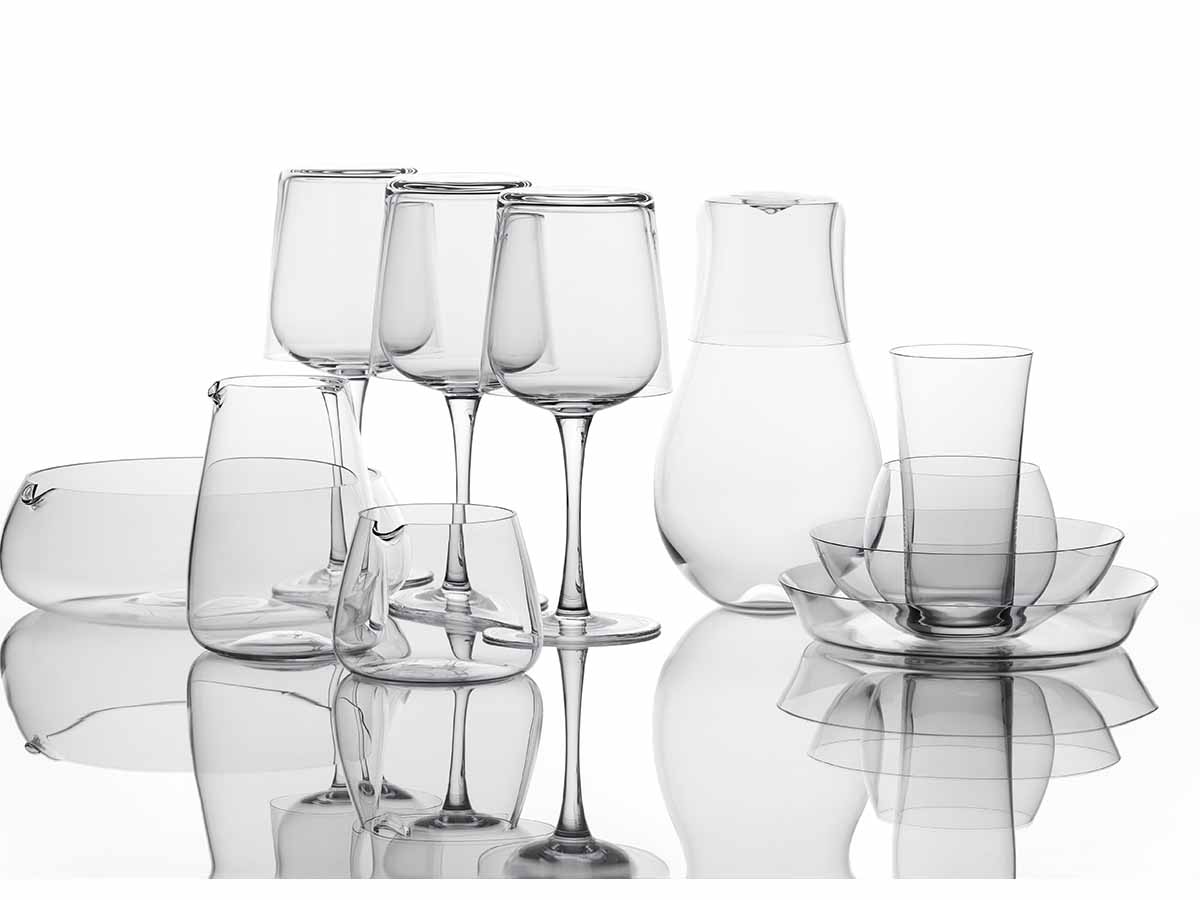 写真提供:木村硝子店スウェーデンを代表する陶芸家でガラスデザイナーのインゲヤード・ローマンと木村さんとの20年近い友情を経て誕生したシリーズ