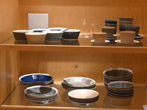 yumiko iihoshi porcelainと木村硝子店とのWネーム。飲食店向けとしても人気のシリーズに成長している。