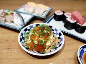 居酒屋にあれば、これだけでも名物メニューになるレベルのポテサラ