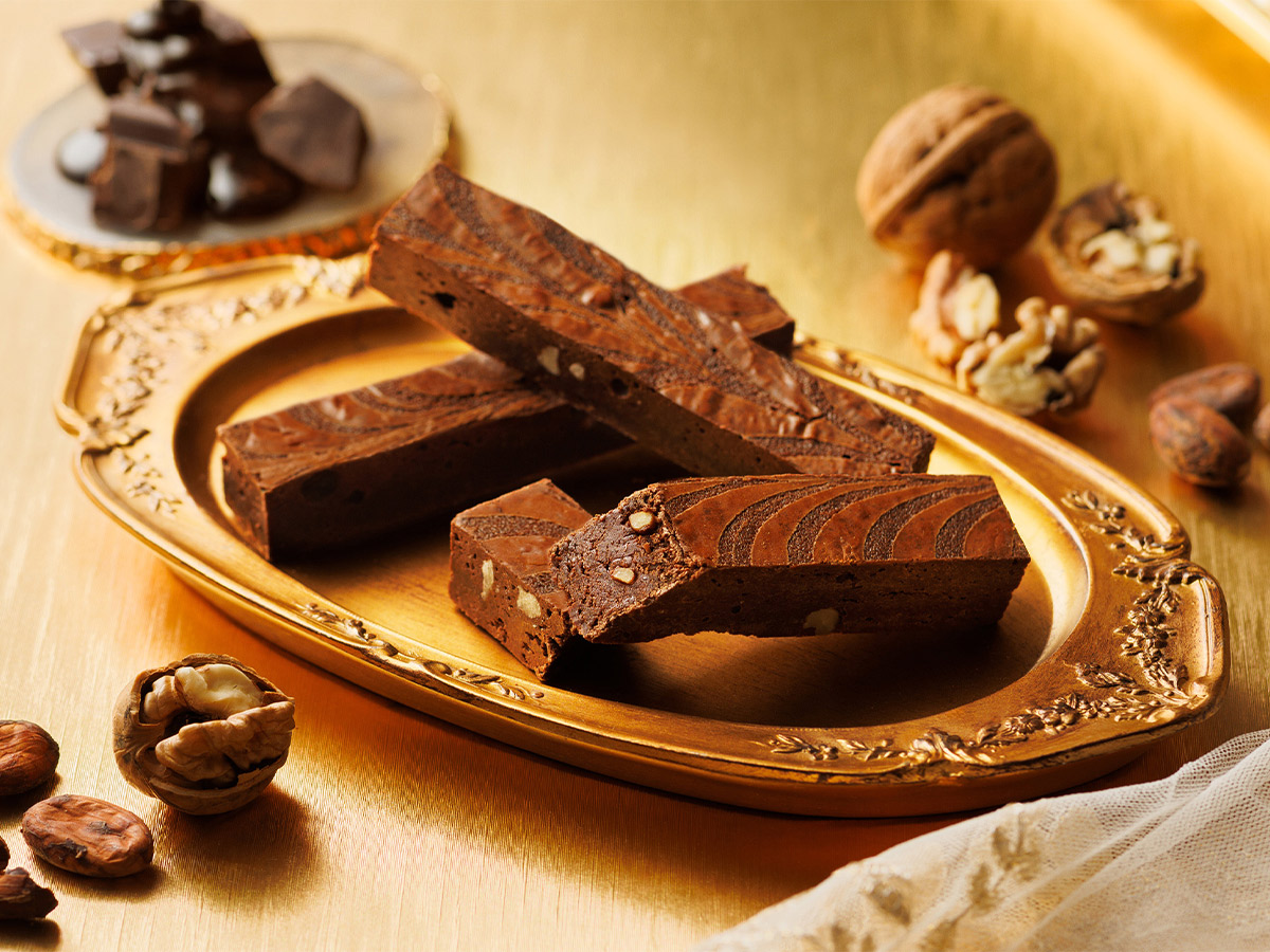 5本入（1458円）に加えて、期間限定で10本入（2700円）の販売がスタートしました