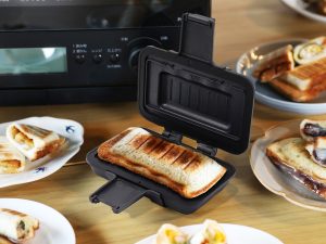 3960円。ホットサンドが電子レンジで作れます！