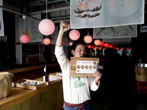 坂野さんのMCで自然と仲良くさせられた状態でイベントスタート